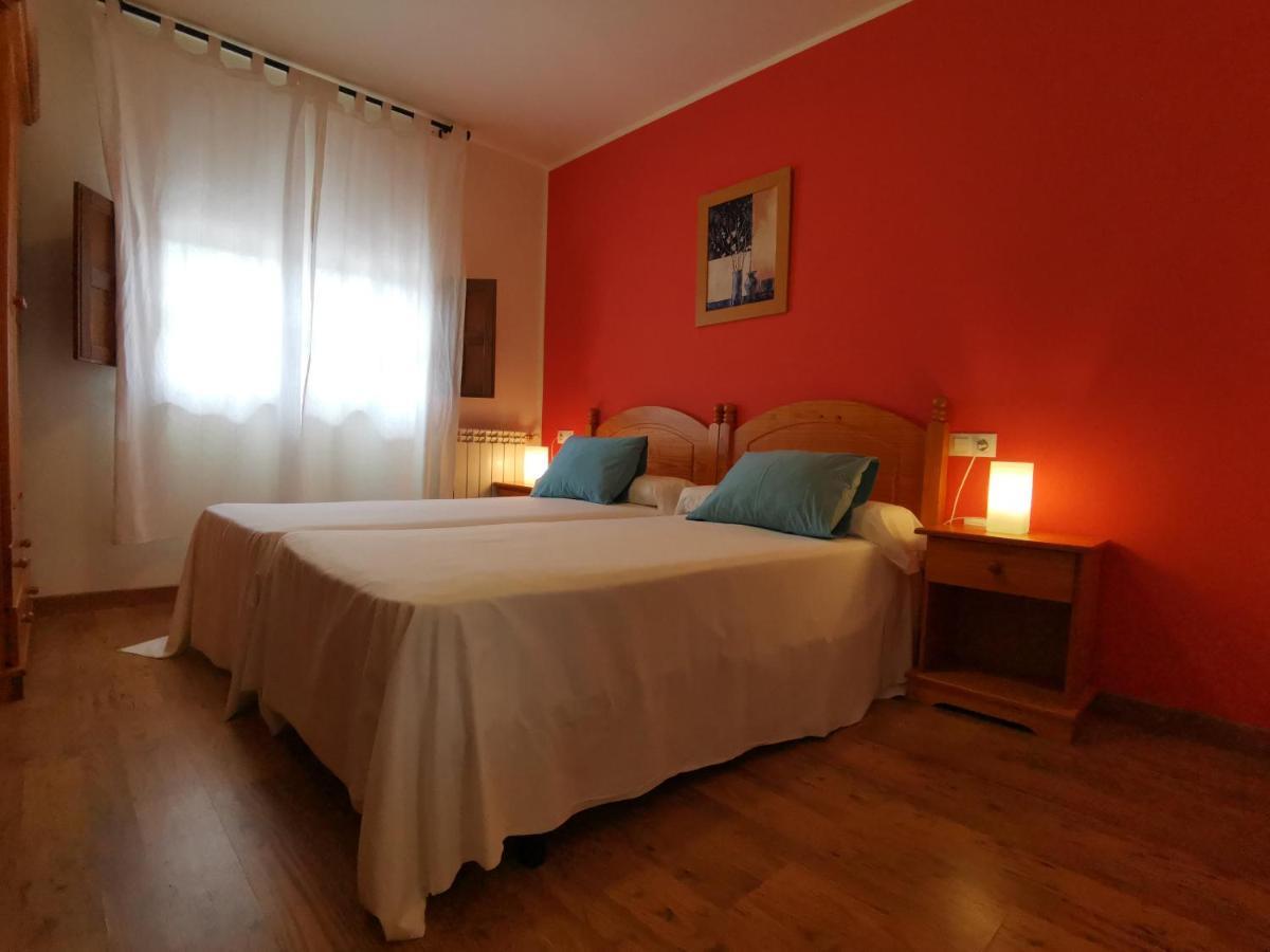 Hotel El Trasgu Soto De Cangas Extérieur photo