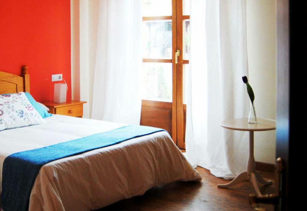 Hotel El Trasgu Soto De Cangas Extérieur photo
