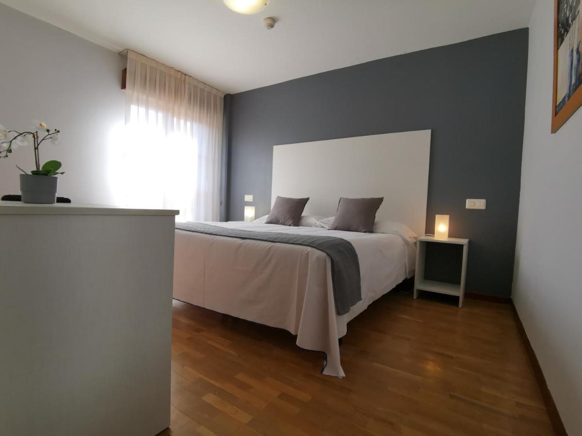 Hotel El Trasgu Soto De Cangas Extérieur photo